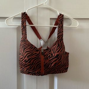 Victoria’s Secret Sports Bra 32DD(E)